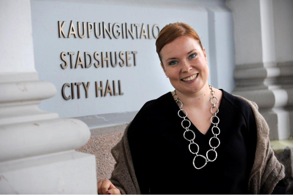 Laura Ratha Laura Räty on Vuoden Ressu 2014 - Ressut ry